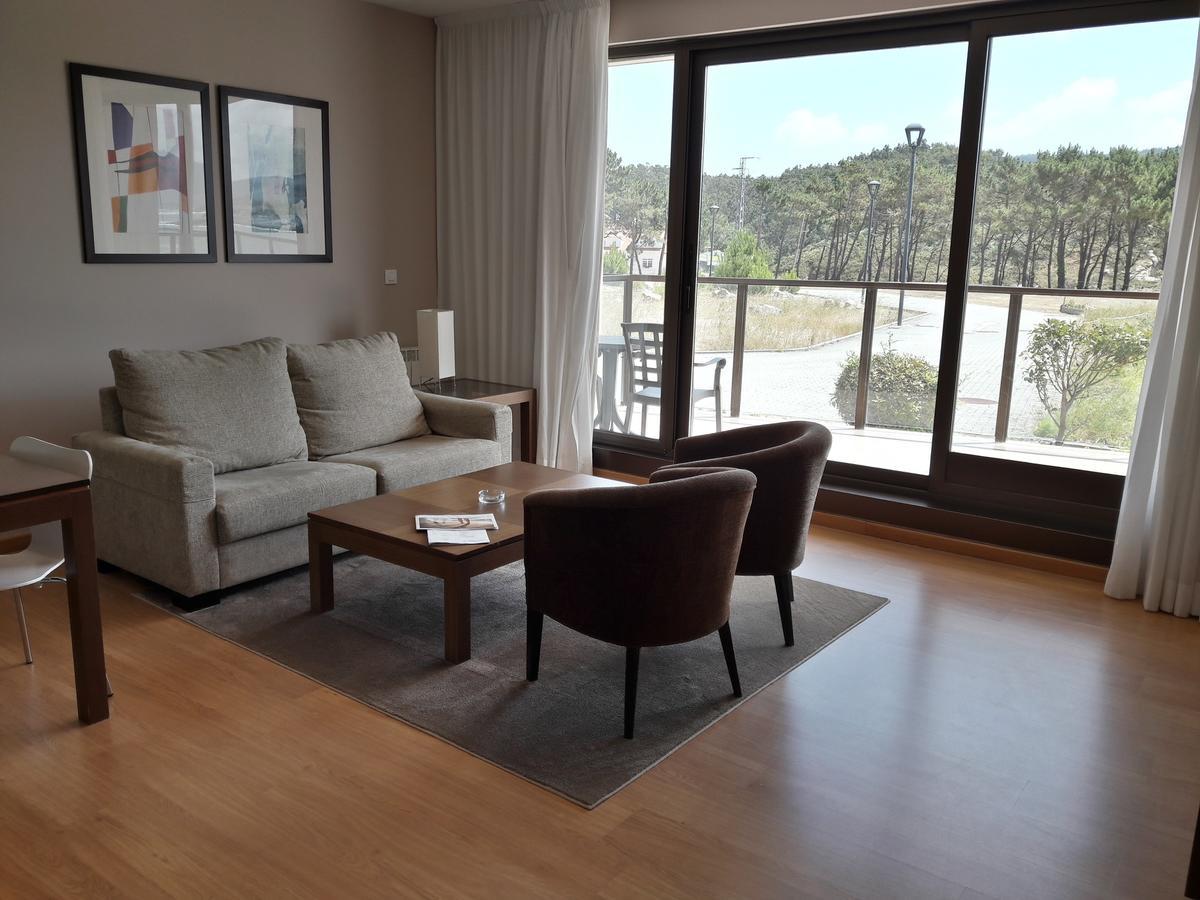 Apartamentos Turisticos Playa De Osmo Corme المظهر الخارجي الصورة
